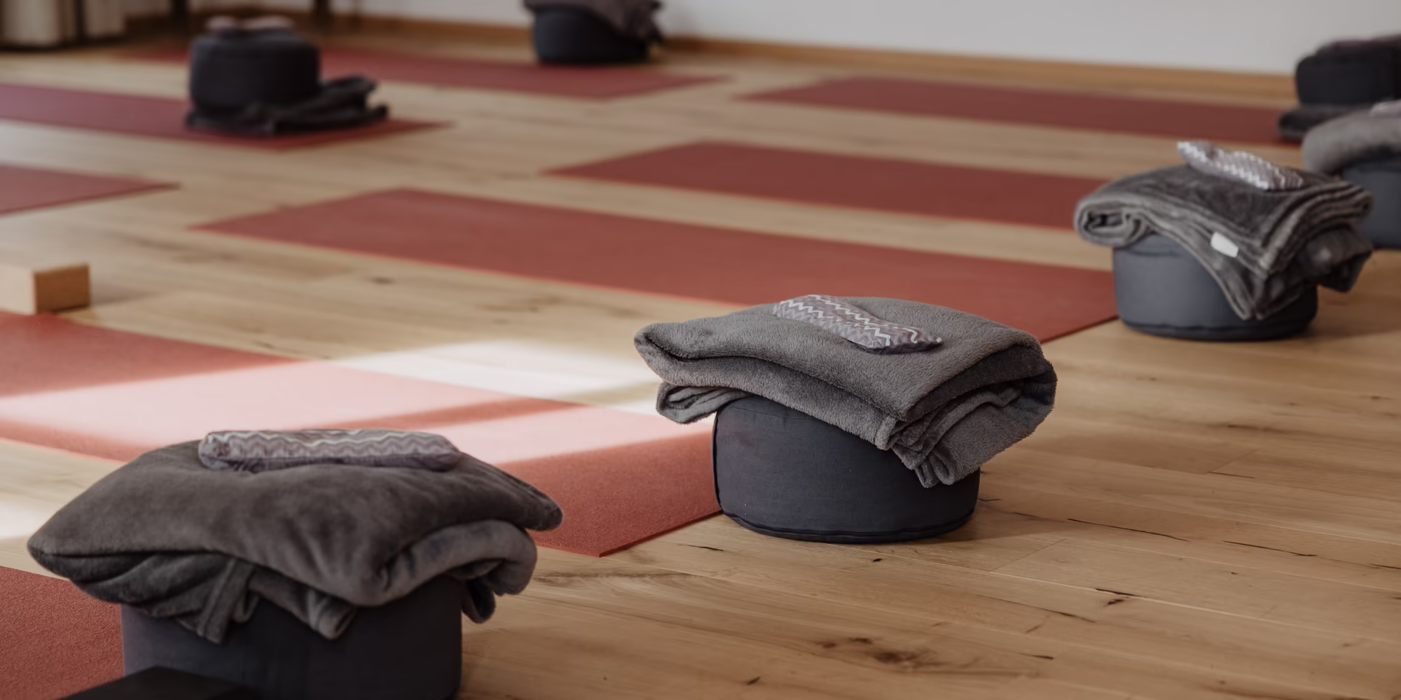 Yoga Raum mit Matten_Waldrast Natur Resort
