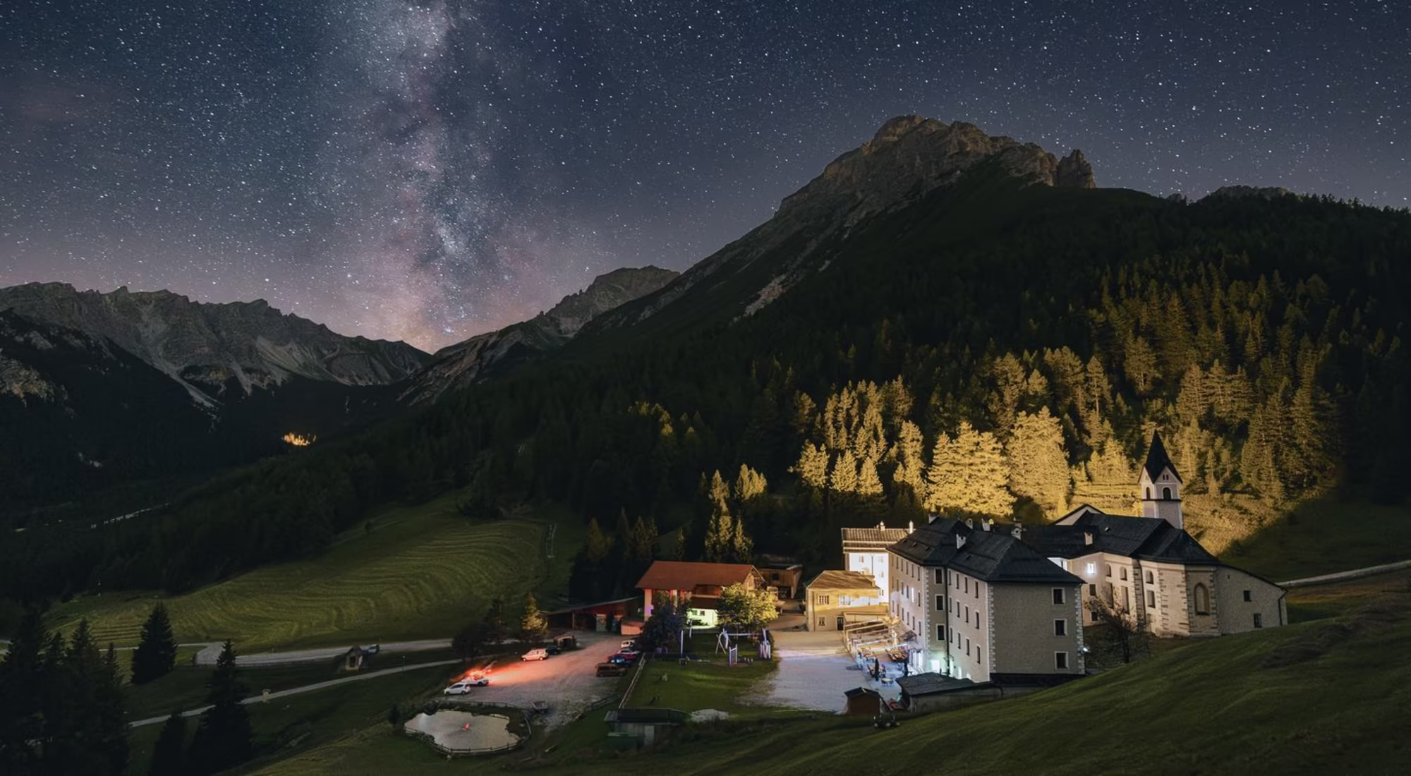 Maria Waldrast_Hotel_Nachtaufnahme