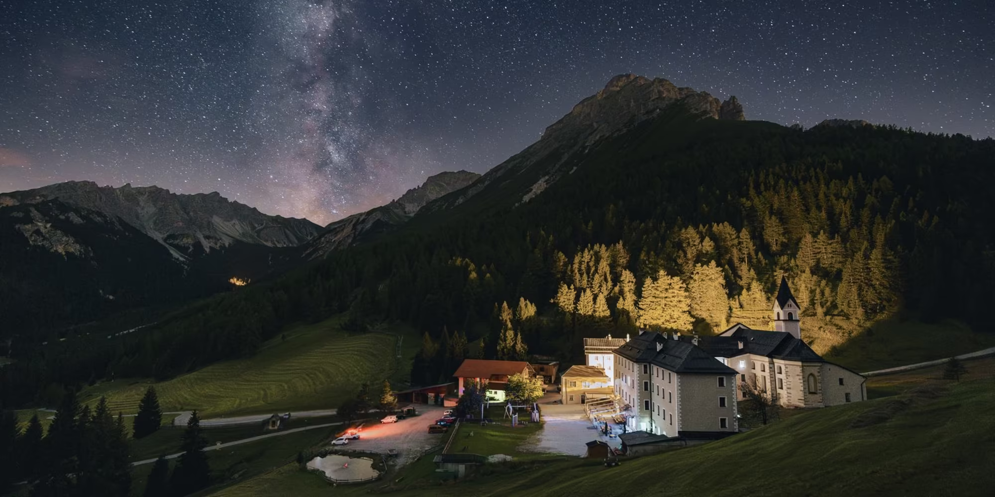 Maria Waldrast_Hotel_Nachtaufnahme